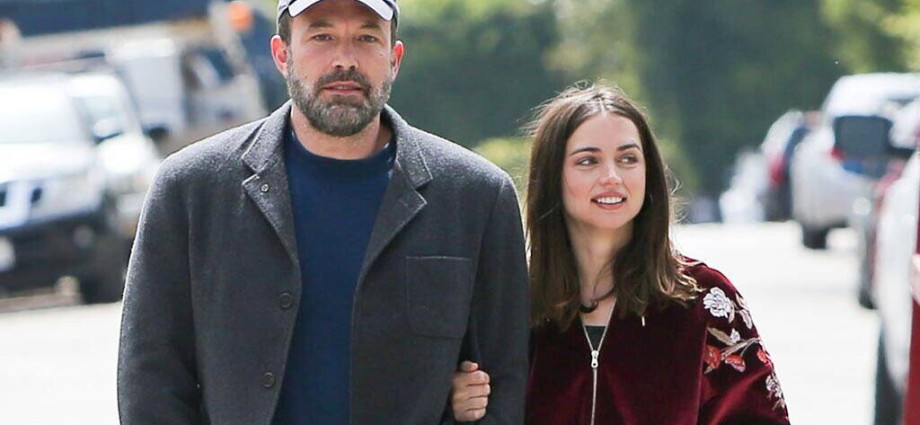 Ben Affleck dan Ana De Armas Balikan